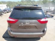 ✅ 2016 Toyota Sienna LE AAS • VIN: 5TDKK3DC5GS707921 • Лот: 43116737. Опубликован ранее на IAAI с пробегом 131 515 миль. Бесплатный доступ к архиву аукционных продаж из США и подробный отчёт об истории автомобиля на DreamBid. Изображение 17.