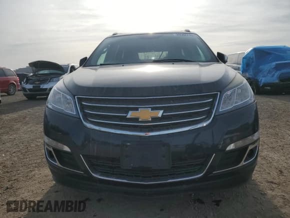 ✅ 2017 Chevrolet Traverse LT • VIN: 1GNKVGKD8HJ168100 • Lot: 89502715. Wystawiony na Copart z przebiegiem 196 965 mil. Bezpłatny archiwum sprzedaży aukcyjnych z USA i szczegółowy raport historii pojazdu na DreamBid. Zdjęcie 5.