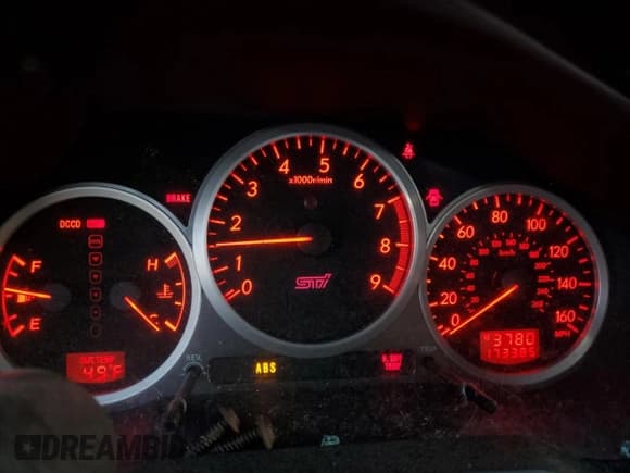 ✅ 2005 Subaru Impreza WRX STI • VIN: JF1GD70695L505952 • Lot: 76518304. Wystawiony na Copart z przebiegiem 173 385 mil. Bezpłatny archiwum sprzedaży aukcyjnych z USA i szczegółowy raport historii pojazdu na DreamBid. Zdjęcie 9.