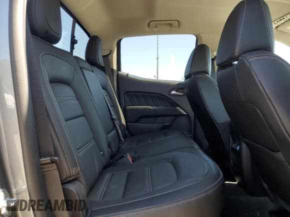 ✅ 2022 GMC Canyon 4WD Denali • VIN: 1GTG6EEN7N1109104 • Lot: 80702795. Wystawiony na Copart z przebiegiem 81 932 mil. Bezpłatny archiwum sprzedaży aukcyjnych z USA i szczegółowy raport historii pojazdu na DreamBid. Zdjęcie 10.