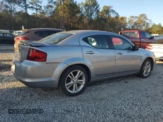 ✅ 2014 Dodge Avenger SE • VIN: 1C3CDZAG8EN161566 • Лот: 82109034. Опубликован ранее на Copart с пробегом 105 355 миль. Бесплатный доступ к архиву аукционных продаж из США и подробный отчёт об истории автомобиля на DreamBid. Изображение 3.