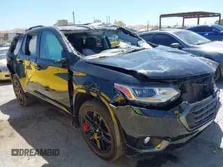 ✅ 2020 Chevrolet Traverse Premier • VIN: 1GNERKKW4LJ282612 • Lot: 42313667. Wystawiony na IAAI z przebiegiem 90 922 mil. Bezpłatny archiwum sprzedaży aukcyjnych z USA i szczegółowy raport historii pojazdu na DreamBid. Zdjęcie 1.