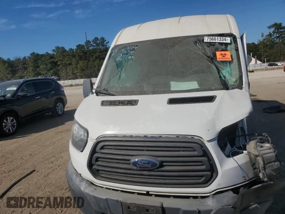 ✅ 2017 Ford Transit XL • VIN: 1FDZX2CM3HKA11793 • Lot: 75661334. Wystawiony na Copart z przebiegiem 96 112 mil. Bezpłatny archiwum sprzedaży aukcyjnych z USA i szczegółowy raport historii pojazdu na DreamBid. Zdjęcie 5.