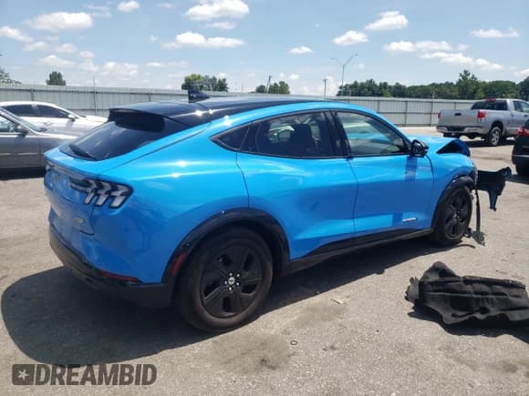 ✅ 2023 Ford Mustang Mach-E California Route 1 • VIN: 3FMTK2SU1PMA88580 • Lot: 66543505. Wystawiony na Copart z przebiegiem 10 515 mil. Bezpłatny archiwum sprzedaży aukcyjnych z USA i szczegółowy raport historii pojazdu na DreamBid. Zdjęcie 3.