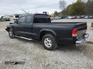 ✅ 2002 Dodge Dakota • VIN: 1B7GL12X42S530775 • Lot: 81106564. Wystawiony na Copart z przebiegiem 197 366 mil. Bezpłatny archiwum sprzedaży aukcyjnych z USA i szczegółowy raport historii pojazdu na DreamBid. Zdjęcie 2.