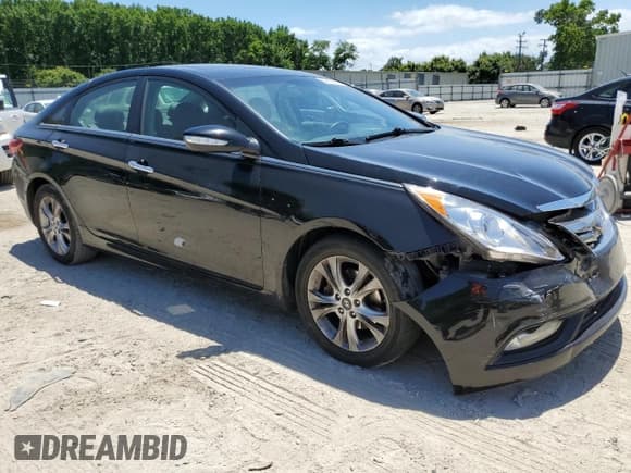 ✅ 2013 Hyundai Sonata SE • VIN: 5NPEC4AC5DH639531 • Lot: 59824674. Wystawiony na Copart z przebiegiem 126 195 mil. Bezpłatny archiwum sprzedaży aukcyjnych z USA i szczegółowy raport historii pojazdu na DreamBid. Zdjęcie 4.