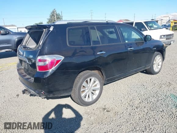 ✅ 2009 Toyota Highlander • VIN: JTEEW41A092028557 • Lot: 42524940. Wystawiony na IAAI z przebiegiem 217 622 mil. Bezpłatny archiwum sprzedaży aukcyjnych z USA i szczegółowy raport historii pojazdu na DreamBid. Zdjęcie 4.