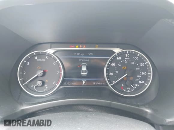 ✅ 2024 Nissan Sentra SV • VIN: 3N1AB8CVXRY227450 • Lot: 42094945. Listed on IAAI with 17,362 mi. Free auction sales archive from the USA and detailed vehicle history report at DreamBid. Image 7.