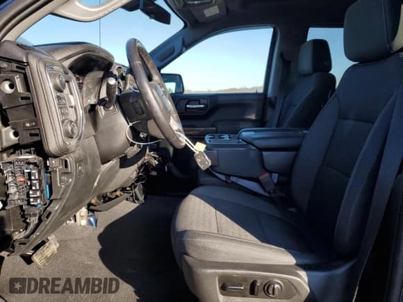 ✅ 2019 Chevrolet Silverado 1500 RST • VIN: 1GCRYEEK6KZ366230 • Lot: 90923575. Wystawiony na Copart z przebiegiem 67 091 mil. Bezpłatny archiwum sprzedaży aukcyjnych z USA i szczegółowy raport historii pojazdu na DreamBid. Zdjęcie 7.