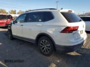✅ 2018 Volkswagen Tiguan SEL • VIN: 3VV3B7AX2JM214581 • Lot: 90683545. Listed on Copart with 97,979 mi. Free auction sales archive from the USA and detailed vehicle history report at DreamBid. Image 2.