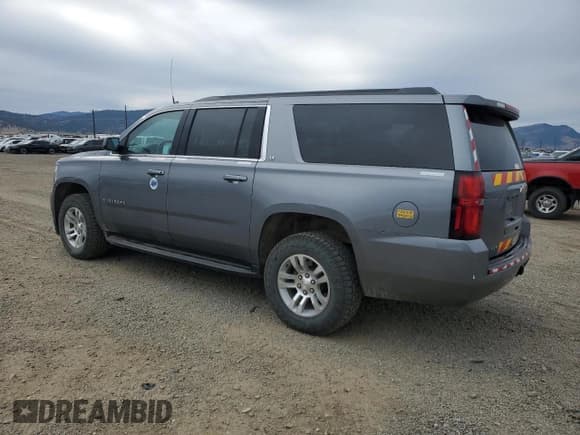 ✅ 2020 Chevrolet Suburban LT • VIN: 1GNSKHKC3LR270601 • Лот: 87431125. Опубликован ранее на Copart с пробегом 217 710 миль. Бесплатный доступ к архиву аукционных продаж из США и подробный отчёт об истории автомобиля на DreamBid. Изображение 2.
