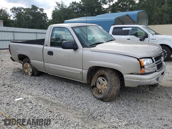 2007 Chevrolet Silverado 1500 Work Truck with VIN 1GCEC14V07Z201878, listed as a Copart auction lot 70529645 with 193,131 mi miles and Salvage title. Bid and sale history available at DreamBid. Image 4.