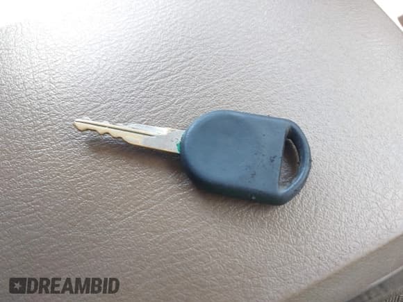 ✅ 2003 Ford Explorer XLS • VIN: 1FMZU72KX3ZB39566 • Lot: 42860749. Wystawiony na IAAI z przebiegiem 241 313 mil. Bezpłatny archiwum sprzedaży aukcyjnych z USA i szczegółowy raport historii pojazdu na DreamBid. Zdjęcie 11.