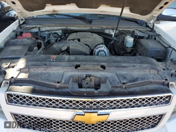 ✅ 2013 Chevrolet Suburban LTZ • VIN: 1GNSCKE00DR207291 • Lot: 84603975. Wystawiony na Copart z przebiegiem 180 049 mil. Bezpłatny archiwum sprzedaży aukcyjnych z USA i szczegółowy raport historii pojazdu na DreamBid. Zdjęcie 11.