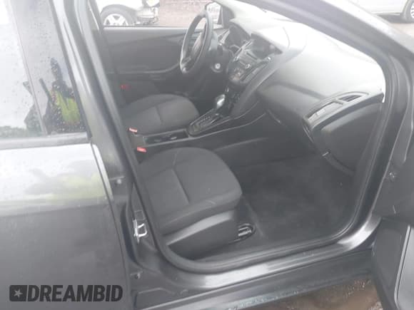 ✅ 2016 Ford Focus S • VIN: 1FADP3E29GL215416 • Лот: 43604894. Опубликован ранее на IAAI с пробегом 65 173 миль. Бесплатный доступ к архиву аукционных продаж из США и подробный отчёт об истории автомобиля на DreamBid. Изображение 5.