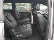 ✅ 2020 Dodge Grand Caravan GT • VIN: 2C4RDGEG1LR198933 • Lot: 81607945. Wystawiony na Copart z przebiegiem 72 969 mil. Bezpłatny archiwum sprzedaży aukcyjnych z USA i szczegółowy raport historii pojazdu na DreamBid. Zdjęcie 11.