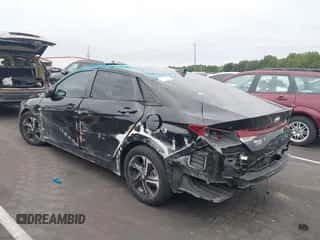 2021 Hyundai Elantra SEL with VIN KMHLM4AG1MU096705, listed as a IAAI auction lot 43237415 with 64,062 mi miles and . Bid and sale history available at DreamBid. Image 3.