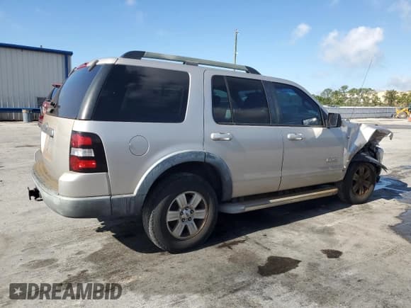 ✅ 2007 Ford Explorer XLT • VIN: 1FMEU73867UA47570 • Lot: 56830095. Listed on Copart with 207,932 mi. Free auction sales archive from the USA and detailed vehicle history report at DreamBid. Image 3.
