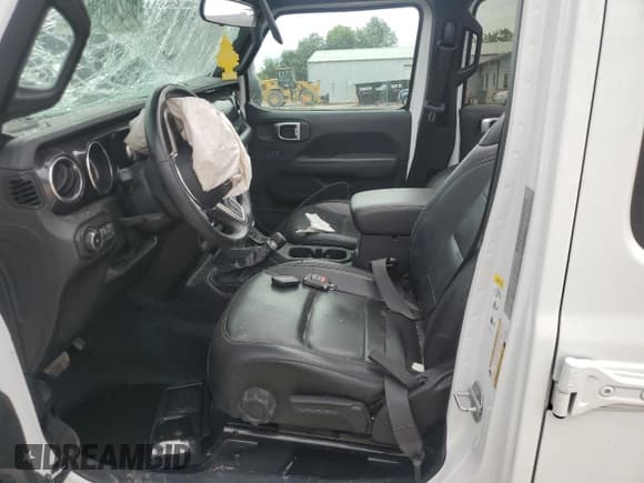 ✅ 2020 Jeep Wrangler Unlimited Sahara Altitude • VIN: 1C4HJXEN3LW162848 • Лот: 65244345. Опубликован ранее на Copart с пробегом Не указан. Бесплатный доступ к архиву аукционных продаж из США и подробный отчёт об истории автомобиля на DreamBid. Изображение 7.