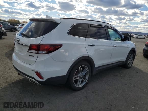 ✅ 2017 Hyundai Santa Fe SE Ultimate • VIN: KM8SRDHF2HU180726 • Lot: 91892915. Listed on Copart with 77,925 mi. Free auction sales archive from the USA and detailed vehicle history report at DreamBid. Image 3.