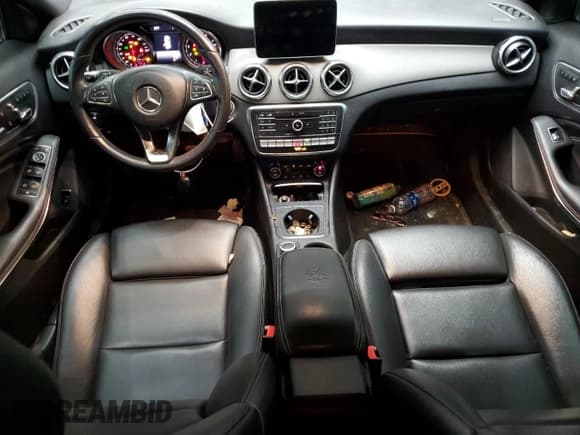 ✅ 2020 Mercedes-Benz GLA 250 • VIN: WDCTG4GB9LJ665401 • Lot: 84464575. Wystawiony na Copart z przebiegiem 212 632 mil. Bezpłatny archiwum sprzedaży aukcyjnych z USA i szczegółowy raport historii pojazdu na DreamBid. Zdjęcie 8.