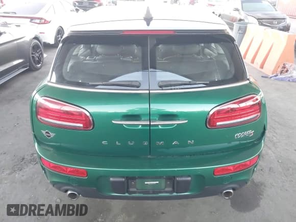 ✅ 2023 MINI Clubman Cooper S • VIN: WMWLV7C01P2T81923 • Lot: 43553279. Listed on IAAI with 26,048 mi. Free auction sales archive from the USA and detailed vehicle history report at DreamBid. Image 16.