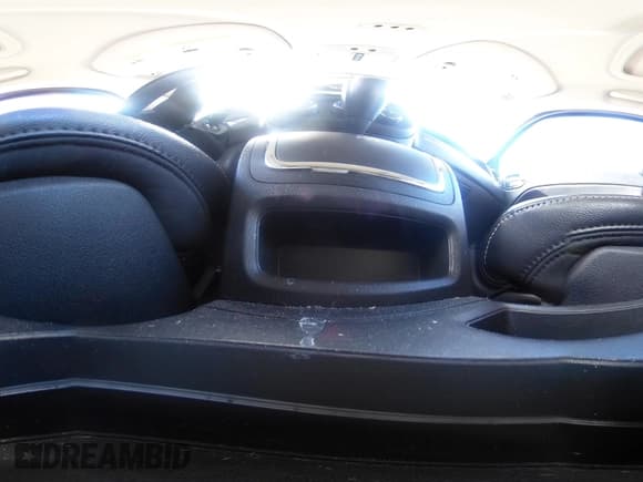 ✅ 2014 Jeep Patriot Latitude • VIN: 1C4NJRFB7ED588530 • Lot: 43483827. Listed on IAAI with 132,562 mi. Free auction sales archive from the USA and detailed vehicle history report at DreamBid. Image 20.