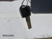 ✅ 2006 Volkswagen Beetle • VIN: 3VWPF31Y16M320269 • Lot: 41027071. Listed on IAAI with 188,238 mi. Free auction sales archive from the USA and detailed vehicle history report at DreamBid. Image 11.