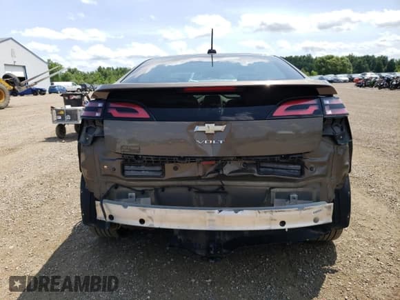 ✅ 2015 Chevrolet Volt • VIN: 1G1RA6E41FU110293 • Lot: 63398764. Wystawiony na Copart z przebiegiem 76 329 mil. Bezpłatny archiwum sprzedaży aukcyjnych z USA i szczegółowy raport historii pojazdu na DreamBid. Zdjęcie 6.