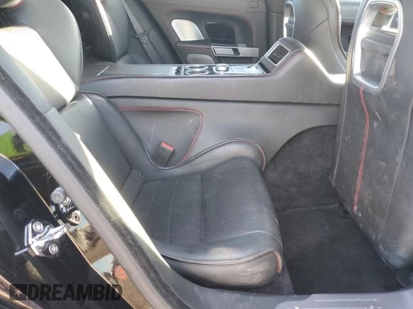 ✅ 2012 Aston Martin Rapide • VIN: SCFHDDAJ7CAF02268 • Lot: 80471763. Wystawiony na Copart z przebiegiem 42 790 mil. Bezpłatny archiwum sprzedaży aukcyjnych z USA i szczegółowy raport historii pojazdu na DreamBid. Zdjęcie 10.