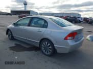 ✅ 2010 Honda Civic EX • VIN: 19XFA1F81AE030529 • Lot: 43812186. Listed on IAAI with 198,260 mi. Free auction sales archive from the USA and detailed vehicle history report at DreamBid. Image 3.