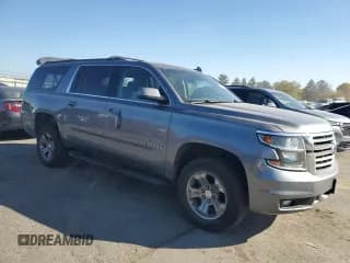 ✅ 2020 Chevrolet Suburban LT • VIN: 1GNSKHKC2LR114078 • Lot: 77198034. Wystawiony na Copart z przebiegiem 113 731 mil. Bezpłatny archiwum sprzedaży aukcyjnych z USA i szczegółowy raport historii pojazdu na DreamBid. Zdjęcie 4.