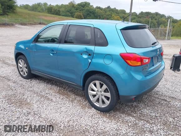 2014 Mitsubishi Outlander ES с VIN 4A4AP3AUXEE002604, выставлен на аукционе IAAI как лот 43356071 с пробегом 102 875 миль миль и . История ставок и продаж доступна на DreamBid. Изображение 3.