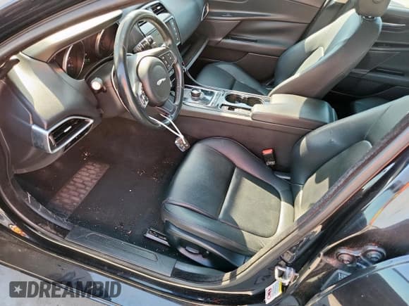 ✅ 2017 Jaguar XE 35t Premium • VIN: SAJAJ4BV0HA976269 • Lot: 85909095. Listed on Copart with 86,291 mi. Free auction sales archive from the USA and detailed vehicle history report at DreamBid. Image 7.