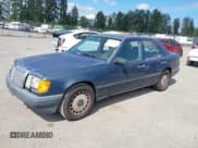 ✅ 1987 Mercedes-Benz 300 D • VIN: WDBEB33D2HA404440 • Lot: 42712626. Listed on IAAI with 232,736 mi. Free auction sales archive from the USA and detailed vehicle history report at DreamBid. Image 2.