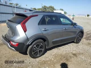 ✅ 2024 Kia Niro EX • VIN: KNDCS3LF8R5170003 • Лот: 61756844. Опубликован ранее на Copart с пробегом 377 миль. Бесплатный доступ к архиву аукционных продаж из США и подробный отчёт об истории автомобиля на DreamBid. Изображение 3.