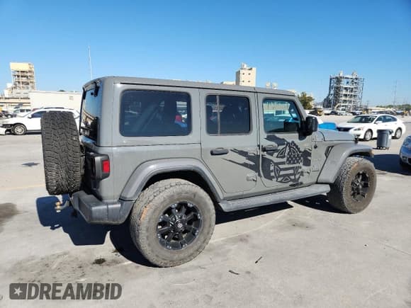 ✅ 2019 Jeep Wrangler Unlimited Sahara • VIN: 1C4HJXEN4KW521106 • Lot: 86638745. Wystawiony na Copart z przebiegiem 110 996 mil. Bezpłatny archiwum sprzedaży aukcyjnych z USA i szczegółowy raport historii pojazdu na DreamBid. Zdjęcie 3.
