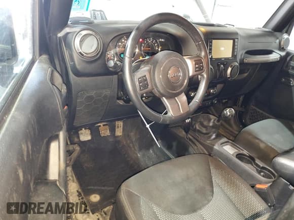 ✅ 2016 Jeep Wrangler Sport • VIN: 1C4GJWAG1GL192158 • Lot: 53303845. Listed on Copart with 99,812 mi. Free auction sales archive from the USA and detailed vehicle history report at DreamBid. Image 8.