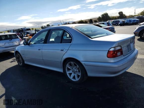 ✅ 2003 BMW 5 Series 525i • VIN: WBADT43463G029431 • Lot: 82697965. Wystawiony na Copart z przebiegiem 160 421 mil. Bezpłatny archiwum sprzedaży aukcyjnych z USA i szczegółowy raport historii pojazdu na DreamBid. Zdjęcie 2.