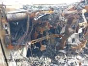 ✅ 2019 Ford Transit • VIN: 1FTYR2CM2KKA85871 • Lot: 40619490. Wystawiony na IAAI z przebiegiem 50 935 mil. Bezpłatny archiwum sprzedaży aukcyjnych z USA i szczegółowy raport historii pojazdu na DreamBid. Zdjęcie 7.