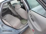 ✅ 1997 Ford Taurus G • VIN: 1FALP51U0VA295342 • Lot: 43075706. Wystawiony na IAAI z przebiegiem 135 748 mil. Bezpłatny archiwum sprzedaży aukcyjnych z USA i szczegółowy raport historii pojazdu na DreamBid. Zdjęcie 8.