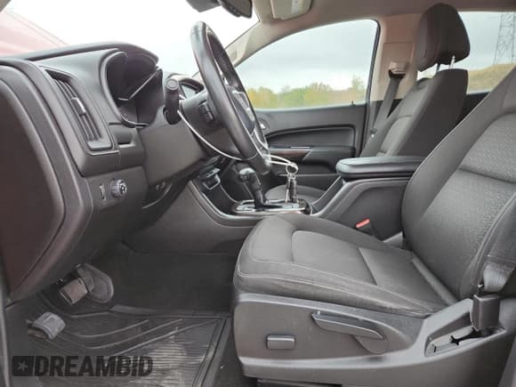 ✅ 2016 GMC Canyon 2WD SLE • VIN: 1GTG5CE31G1298535 • Лот: 82381855. Опубликован ранее на Copart с пробегом 101 411 миль. Бесплатный доступ к архиву аукционных продаж из США и подробный отчёт об истории автомобиля на DreamBid. Изображение 7.