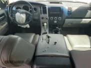 ✅ 2008 Toyota Sequoia Limited • VIN: 5TDBY68A08S001675 • Лот: 83982125. Опубликован ранее на Copart с пробегом 217 903 миль. Бесплатный доступ к архиву аукционных продаж из США и подробный отчёт об истории автомобиля на DreamBid. Изображение 8.