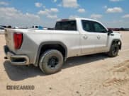 ✅ 2021 GMC Sierra 1500 SLE • VIN: 1GTR9BED8MZ443826 • Лот: 63496105. Опубликован ранее на Copart с пробегом 107 275 миль. Бесплатный доступ к архиву аукционных продаж из США и подробный отчёт об истории автомобиля на DreamBid. Изображение 3.