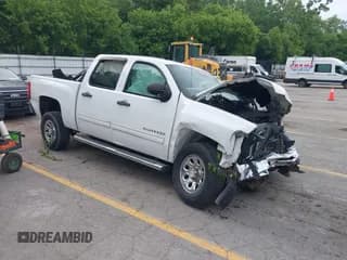 ✅ 2010 Chevrolet Silverado 1500 LT • VIN: 3GCRKSEA6AG286688 • Lot: 42556670. Wystawiony na IAAI z przebiegiem Nie podano. Bezpłatny archiwum sprzedaży aukcyjnych z USA i szczegółowy raport historii pojazdu na DreamBid. Zdjęcie 1.