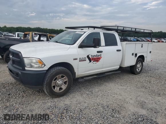✅ 2016 Ram 2500 • VIN: 3C7WR4HT9GG333053 • Lot: 62493945. Wystawiony na Copart z przebiegiem 135 180 mil. Bezpłatny archiwum sprzedaży aukcyjnych z USA i szczegółowy raport historii pojazdu na DreamBid. Zdjęcie 1.