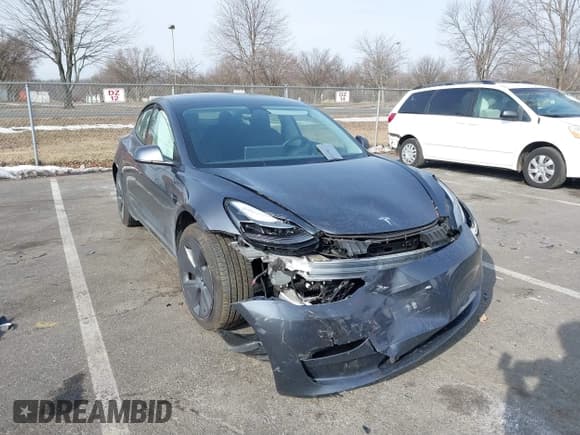 ✅ 2023 Tesla Model 3 • VIN: 5YJ3E1EA9PF426173 • Lot: 41351098. Wystawiony na IAAI z przebiegiem Nie podano. Bezpłatny archiwum sprzedaży aukcyjnych z USA i szczegółowy raport historii pojazdu na DreamBid. Zdjęcie 6.