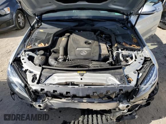 ✅ 2016 Mercedes-Benz C 300 • VIN: 55SWF4KBXGU098074 • Lot: 84890095. Wystawiony na Copart z przebiegiem 194 560 mil. Bezpłatny archiwum sprzedaży aukcyjnych z USA i szczegółowy raport historii pojazdu na DreamBid. Zdjęcie 11.