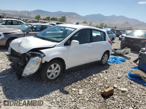 ✅ 2008 Nissan Versa SL • VIN: 3N1BC13E98L432679 • Lot: 66337325. Listed on Copart with 47,457 mi. Free auction sales archive from the USA and detailed vehicle history report at DreamBid. Image 1.