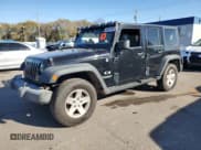 ✅ 2009 Jeep Wrangler Unlimited X • VIN: 1J4GA39109L766079 • Lot: 92519755. Wystawiony na Copart z przebiegiem 275 706 mil. Bezpłatny archiwum sprzedaży aukcyjnych z USA i szczegółowy raport historii pojazdu na DreamBid. Zdjęcie 1.